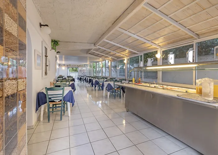 Nathalie Hotel 3*
