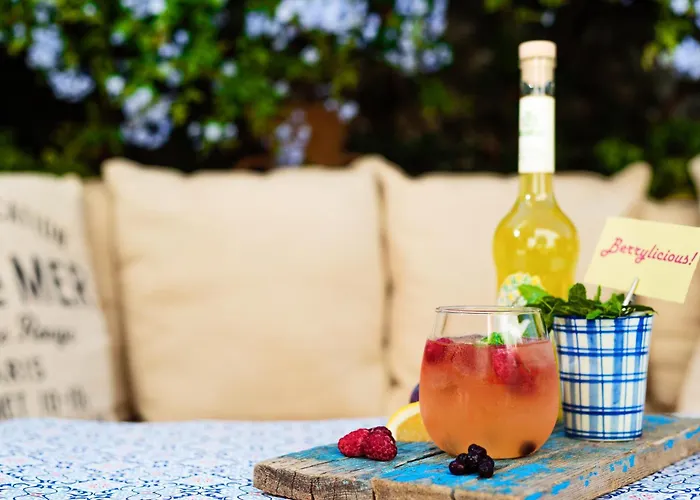 ホテル Nathalie イキソス