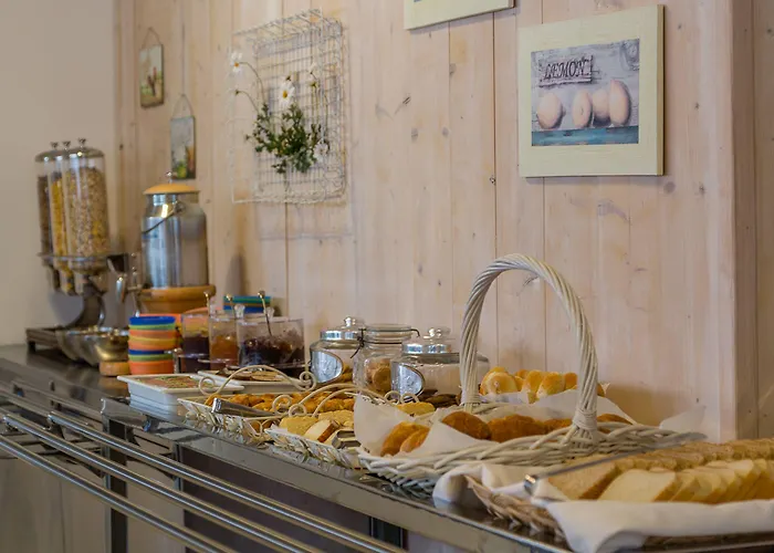 Nathalie Hotel Ixia (Rhodes)